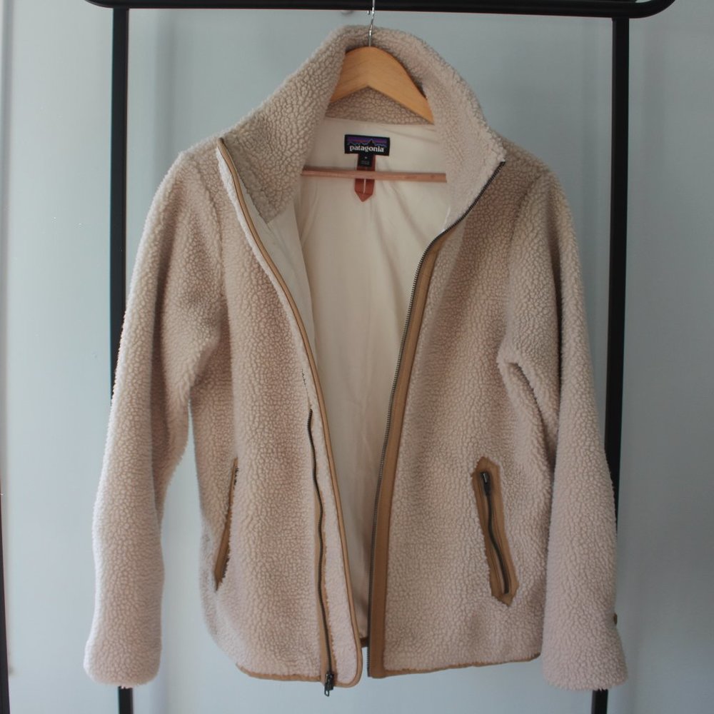 Patagonia Lined Teddy Jacket | Divided Sky Fleece Jacket